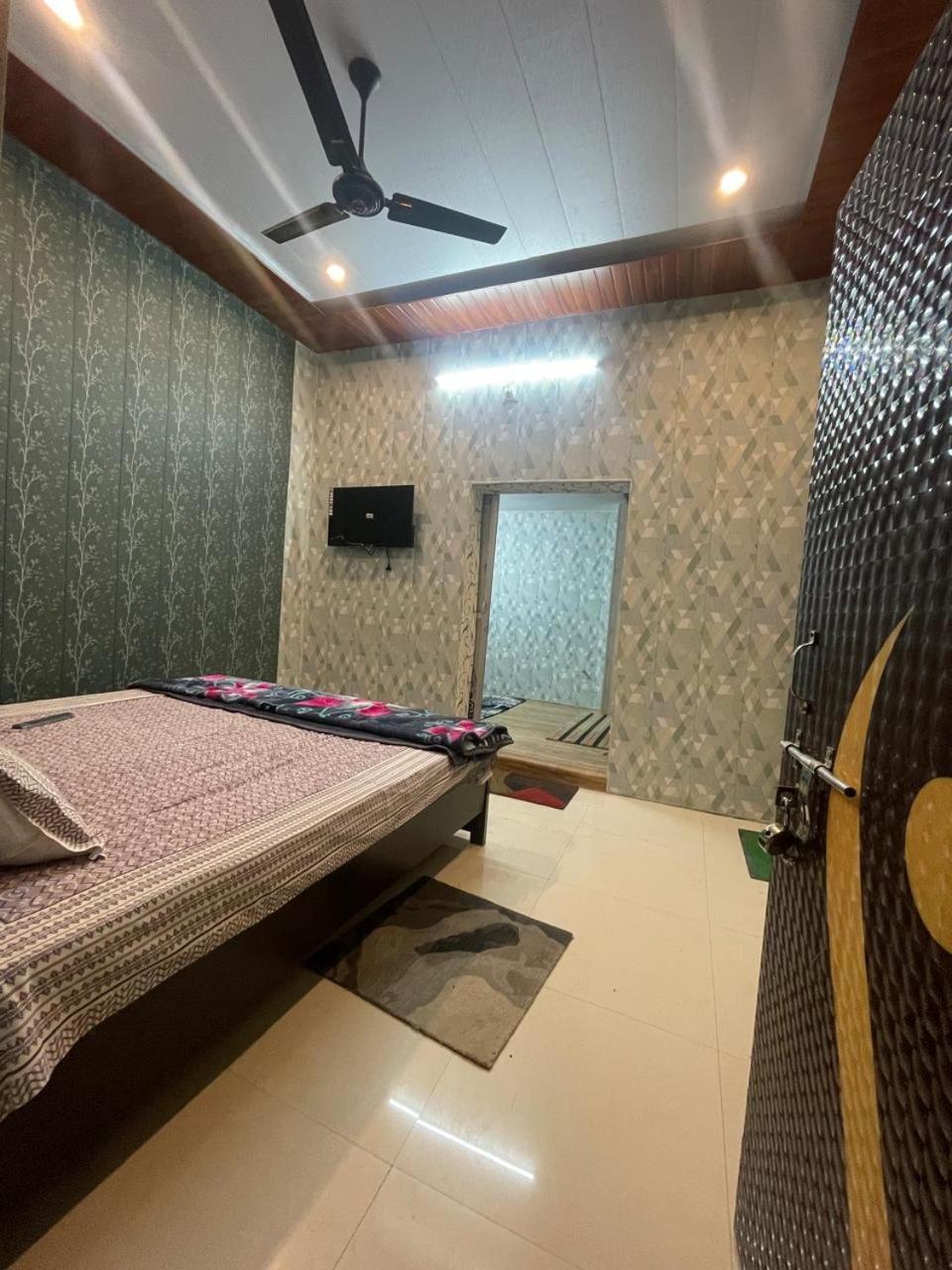 Swastik Home Stay Ravindpuri Varanasi Exterior foto